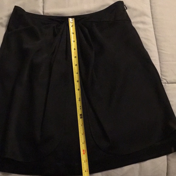 NEW Victoria's Secret black skirt in satin fabric - Picture 3 of 6